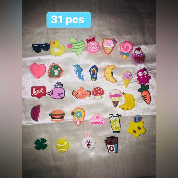 happy summer 31 pcs Cute Girls Decorative Charms ForClogs Sandals Bubble Slides - Picture 3 of 9